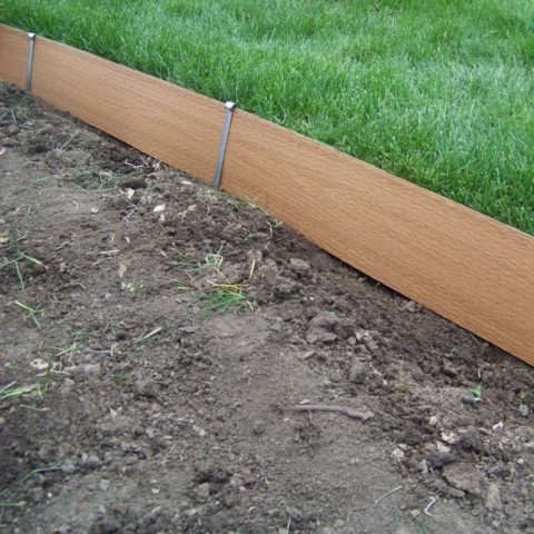 Composite Bender Board Stakes | Valley View